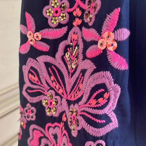 Lilly Pulitzer High Tide Navy Jaeda Top. Size small - Picture 5 of 9